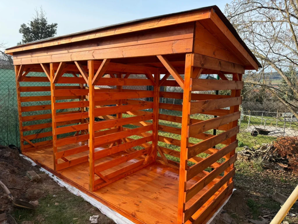 Woodshed Mavi 4.3 x 1.8 m