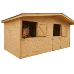 Stable with two horse boxes 5.2 x 4.2 m