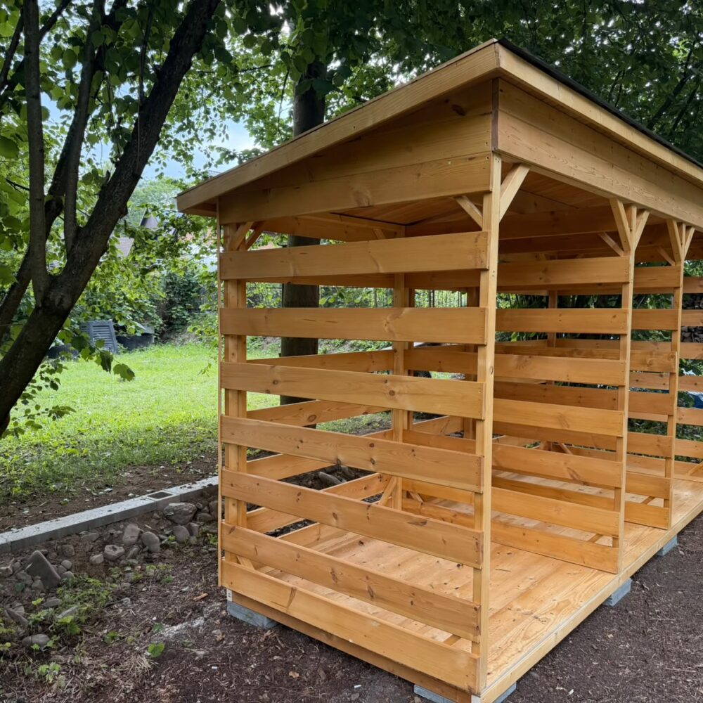 Dřevník Mavi 4,3 x 1,8m