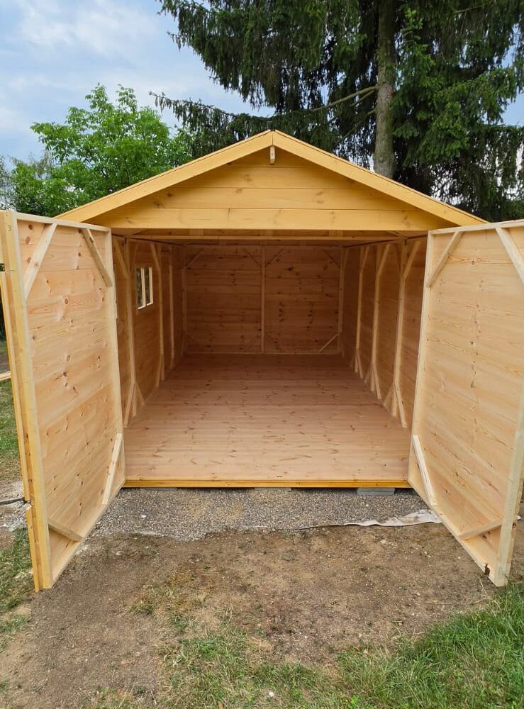 Garáž 5,2 x 3,2m